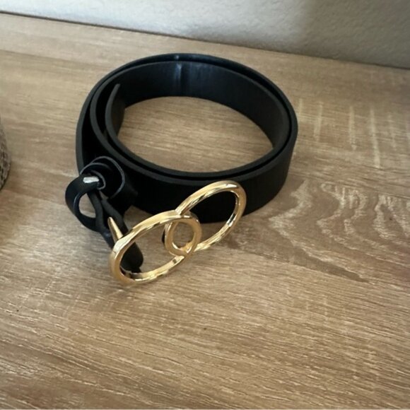 H&M Belt Bundle – Black & Snakeskin Gold Buckle Belts – Size Small - Picture 3 of 4